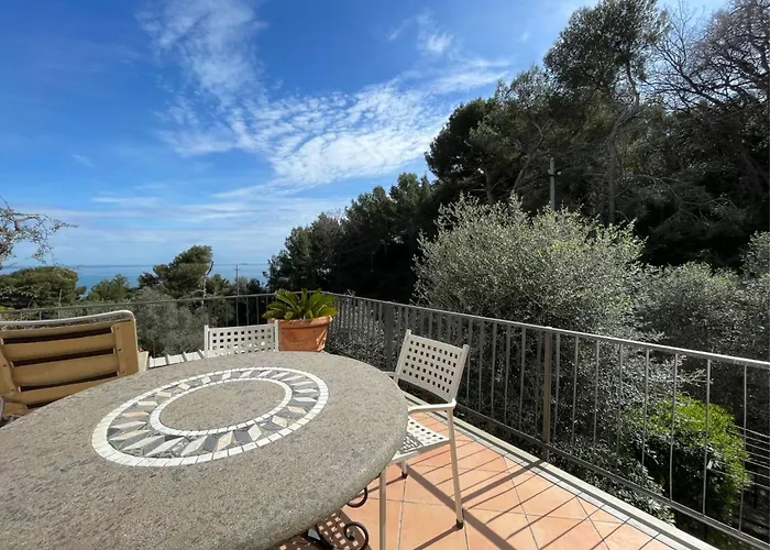 Junges Haus' Mit Wasserblick By Interhome *